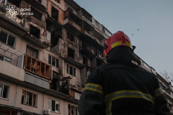 У Деснянському районі ДСНС завершила аварійно-рятувальні роботи