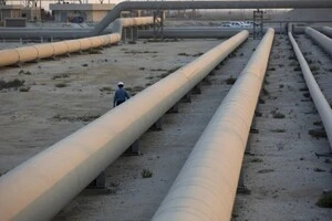 Ціни на паливо злетіли: атаки на інфраструктуру РФ вплинули на гаманці американців