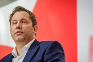 Німеччина закликала Китай скоротити надлишкові потужності