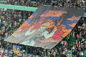 Журова обурилася через банер українських фанатів зі спаленим Кремлем