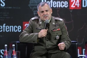 Генштаб Польщі заявив, що країна перебуває у передвоєнному стані