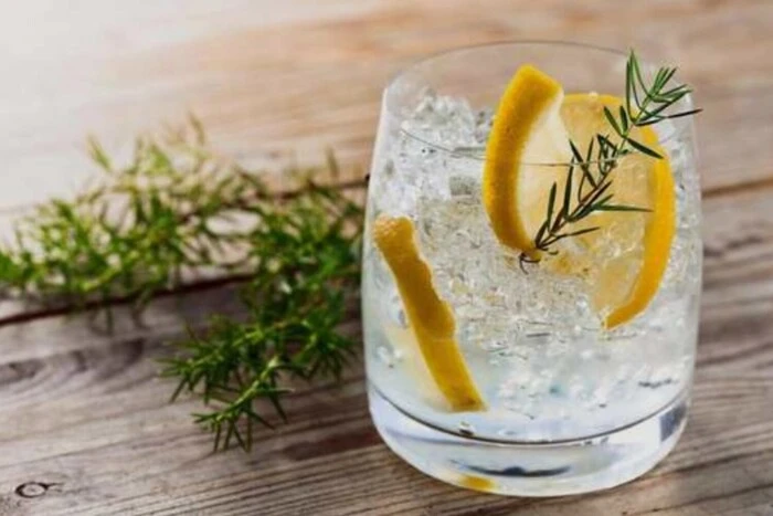 Нутриціологи назвали найменш шкідливий напій серед алкоголю