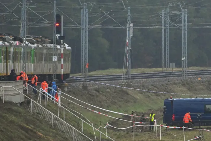 Диверсія на польській залізниці: до саботажу причетні двоє українців