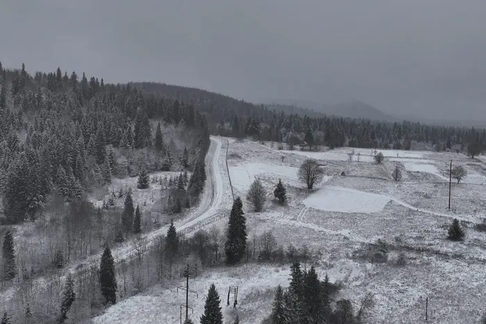 Львівщину засипало снігом (фото)