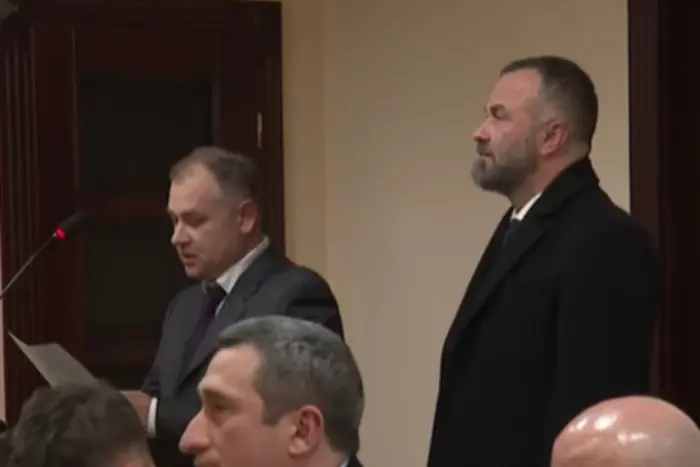 Представник Вселенського патріарха прийшов до суду рятувати ексвіце-прем'єра Чернишова