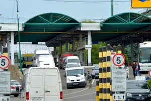 50 українців депортованих зі США повернулися до України