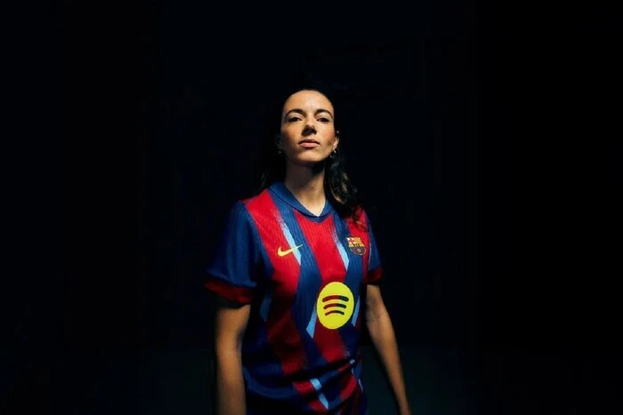 «Барселона» презентувала комплект форми, який присвячений розгрому «Реала»