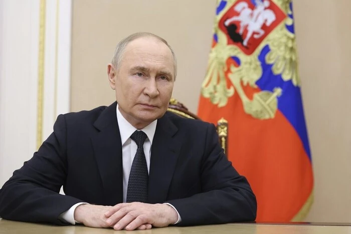 Наслідки «Міндічгейту». The Economist пояснив, як це допоможе Путіну