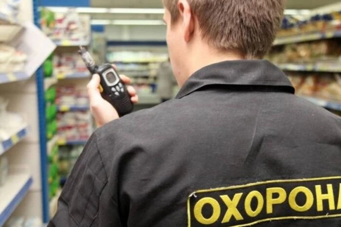 На Львівщині матір-одиначка вкрала ковбаси та сиру на 575 грн та потрапила за ґрати 