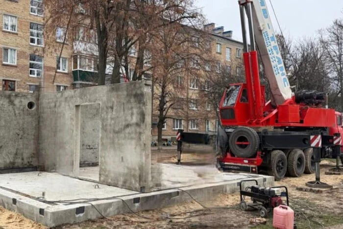 У Борисполі встановлено перші наземні укриття (фото)