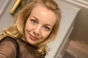 Дружина Чернишова місяць не з'являється на роботі: деталі