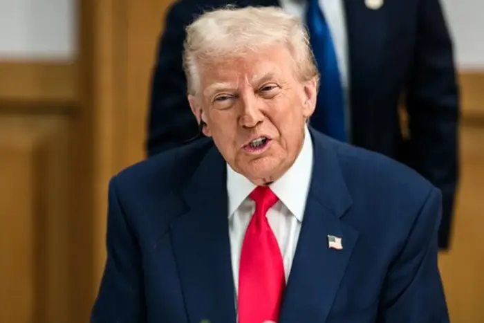 Трамп вважає, що Україна незабаром втратить Донбас