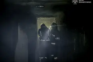 На Вінниччині в будинку багатодітної родини спалахнула пожежа (фото)