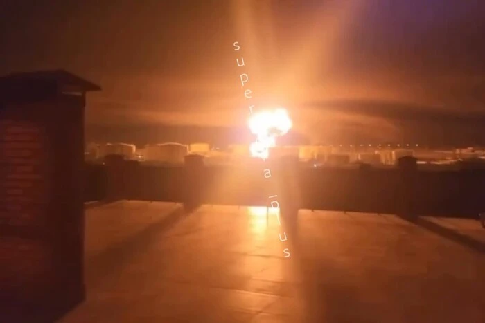 В окупованому Криму, ймовірно, атаковано нафтобазу