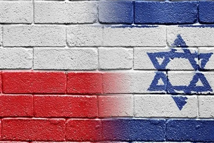 Між Польщею та Ізраїлем виникла суперечка через пост про Голокост