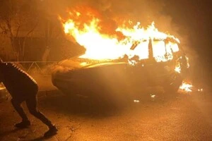 Киянин через ревнощі спалив автомобіль суперника (фото)