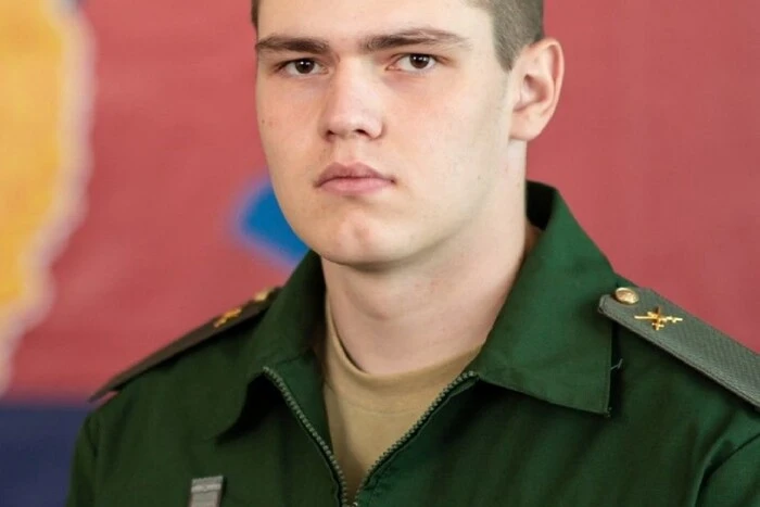 Міжнародна федерація санного спорту визнала нейтральним атлетом рядового російської армії