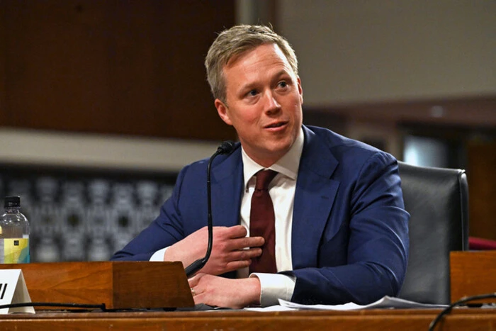 Міністр армії США може відвідати РФ для продовження мирних перемовин щодо України