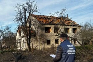 Прокурори спільно з правоохоронними органами та експертами працюють на місцях влучань