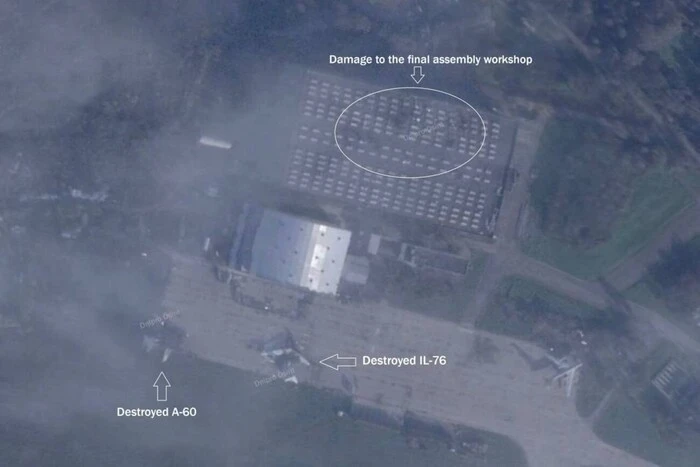 Мадяр показав фото знищених російських літаків у Таганрозі