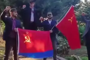 Попереднім слідством встановлено, що затримані орендували офіс за підтримки та фінансування іншої держави, діяли в групі і періодично проводили збори