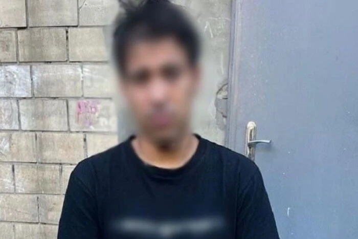 Суд виніс вирок грабіжнику, який вихопив сумку з телефоном у 65-річної киянки