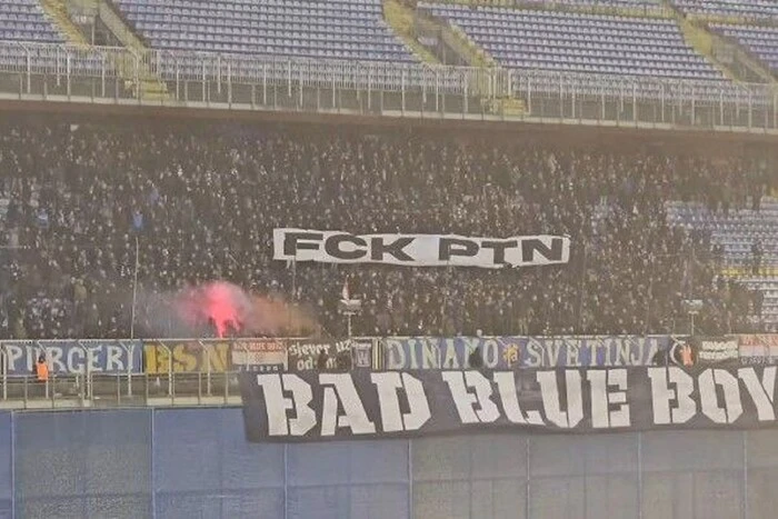 На десятках стадіонів Європи футбольні фанати організували акції проти Путіна