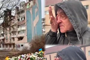 Іво Бобул не стримав емоцій біля зруйнованого будинку в Тернополі