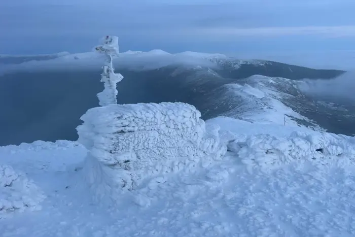 У Карпатах вдарив мороз: рятувальники звернулися до туристів