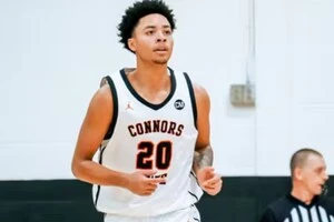 20-річний баскетболіст помер після травми голови, отриманої під час матчу