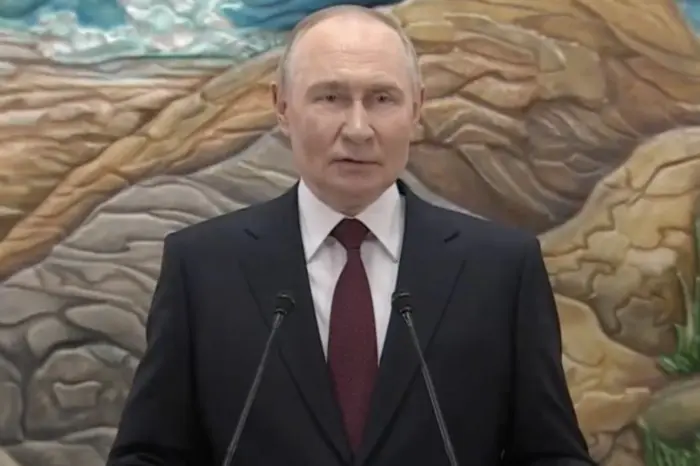 Миру не буде: Путін заявив про відмову підписувати будь-які «мирні» документи з чинною владою в Україні