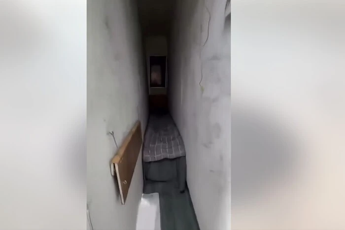 У Китаї здається міні-квартира завширшки 40 см (відео)