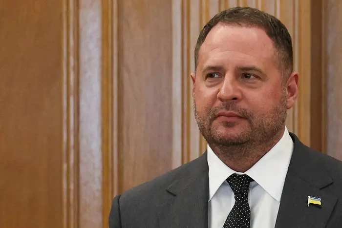 Єрмак прокоментував обшуки НАБУ