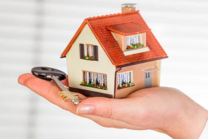 Житлові ваучери для ВПО: хто і як зможе отримати 2 млн грн