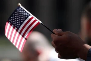 Трамп наказав переглянути грін-карти, видані громадянам майже двох десятків країн 