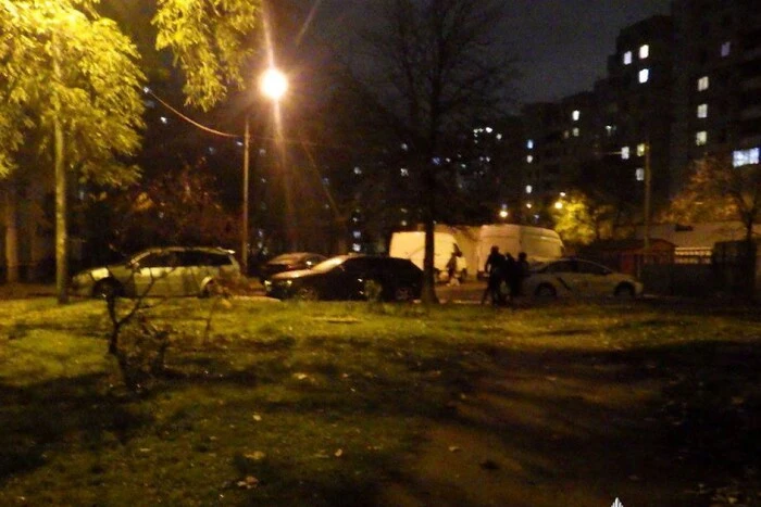 У Києві чоловік напав із ножем на перехожого, який заступився за дитину