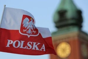 Польща збільшила вартість дозволів на роботу для іноземців. Що треба знати українцям