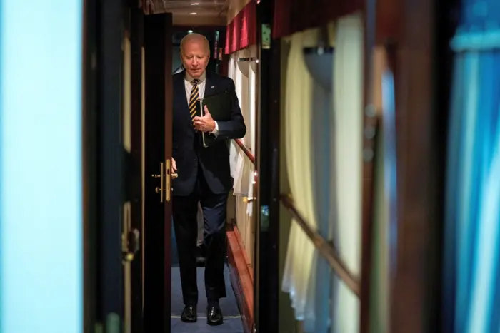 «У нас можно заказать салон Байдена. Лещенко прорекламировал уникальные вагоны «Укрзализныци»