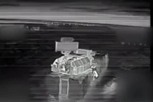 ВМС показали відео з ураженням командного пункту росіян на аеродромі «Саки» у Криму 