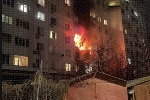 Комбінований обстріл Києва: є поранені, пошкодження та пожежі