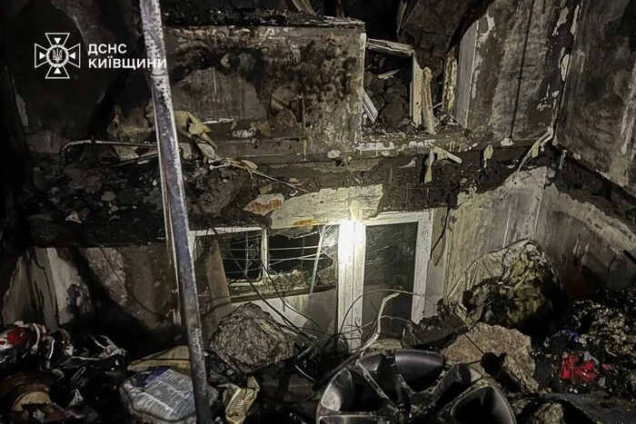 Київщина: через атаку РФ постраждали два райони – кадри від ДСНС