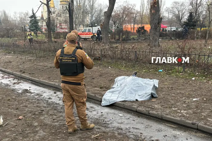 Удар по Києву: постраждало 16 людей, є загиблі (фоторепортаж)