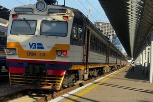 «Укрзалізниця» не має фінансувати пасажирські перевезення за рахунок вантажних тарифів – президентка ЄБРР