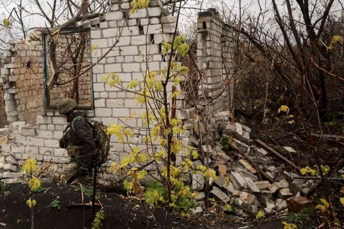 Командувач десантно-штурмових військ розповів, скільки ще ЗСУ триматимуть Покровськ