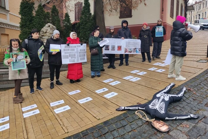 У Києві пройшла акція за припинення діяльності музею Булгакова