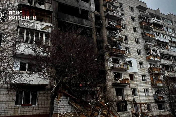 Атака на Вишгород: у лікарні перебувають 11 людей, серед них – діти