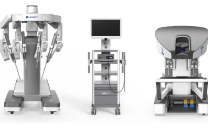 Київська лікарня купує хірургічного робота за 90 млн, відхиливши двох конкурентів із нижчою ціною 