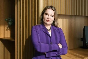 Посол повідомила, скільки грошей треба на закупівлю зброї США для України до кінця року