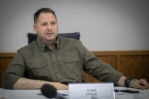 Колишній очільник Банкової заявляв, що після звільнення з посади вирушить на фронт