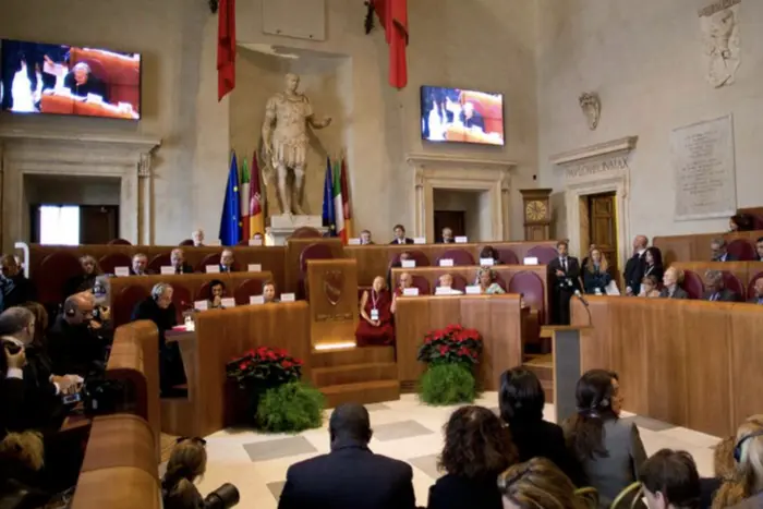 Мирний план. Нобелівські лауреати вимагають додати пункт про звільнення політвʼязнів